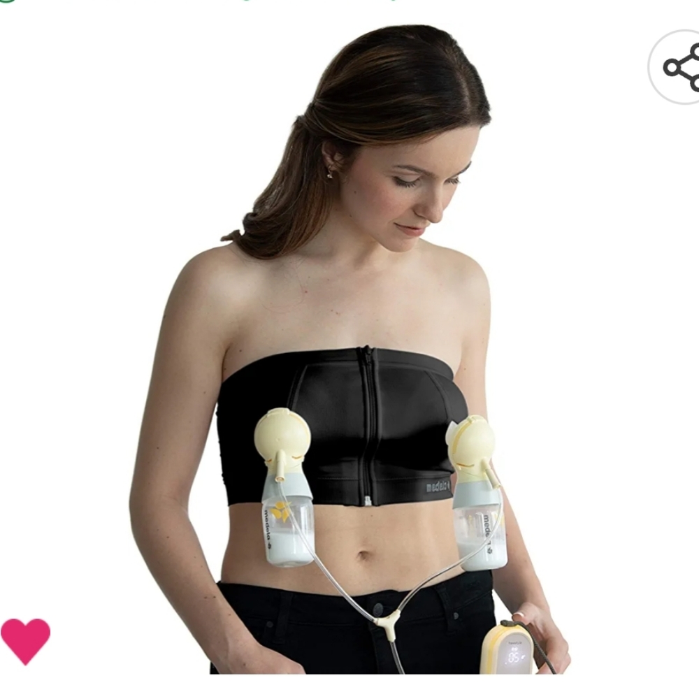 Medela Easy Expression Hands Free Pumping Bra in Black